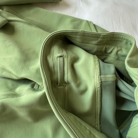 🦄🍀 Lululemon Invigorate High Rise Tight 25 and Bra sz 4 - Picture 10 of 11